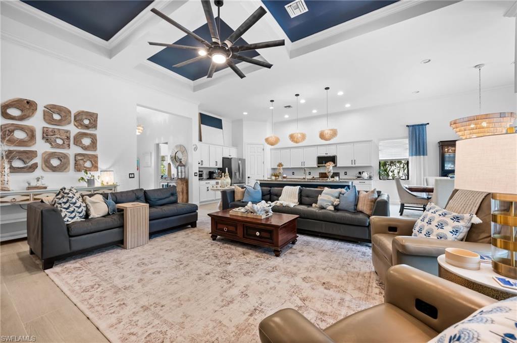16213 Camden Lakes CIR