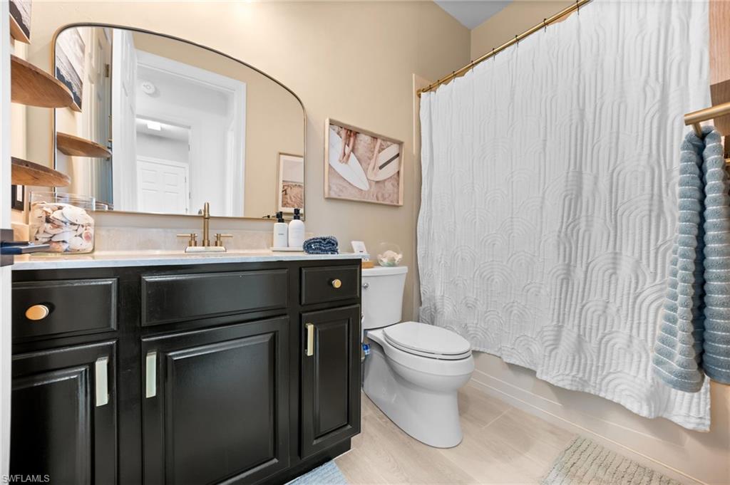 16213 Camden Lakes CIR