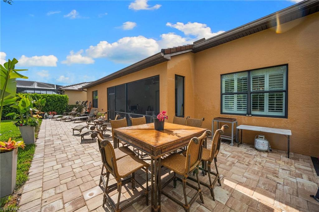 16213 Camden Lakes CIR
