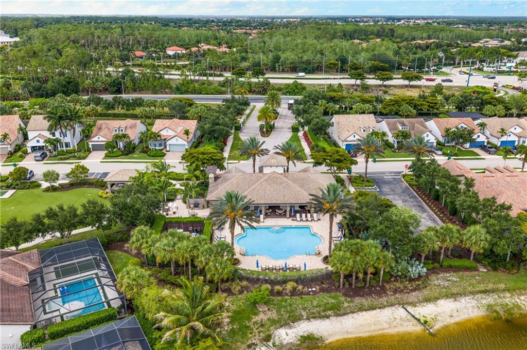 16213 Camden Lakes CIR