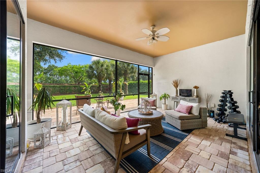 16213 Camden Lakes CIR