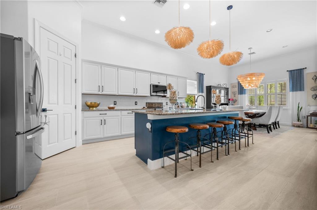 16213 Camden Lakes CIR