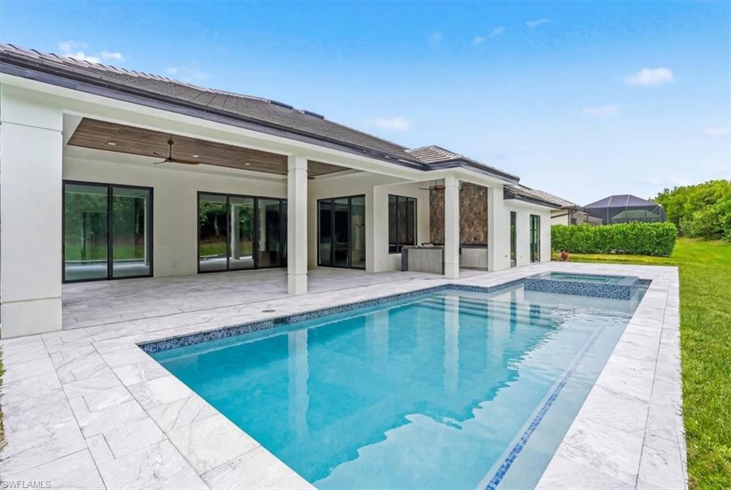 14318 Charthouse CIR