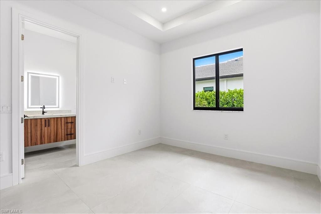 14318 Charthouse CIR