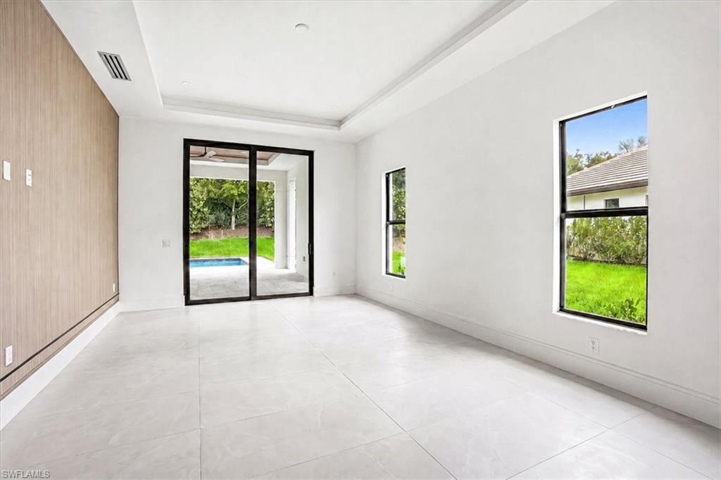 14318 Charthouse CIR