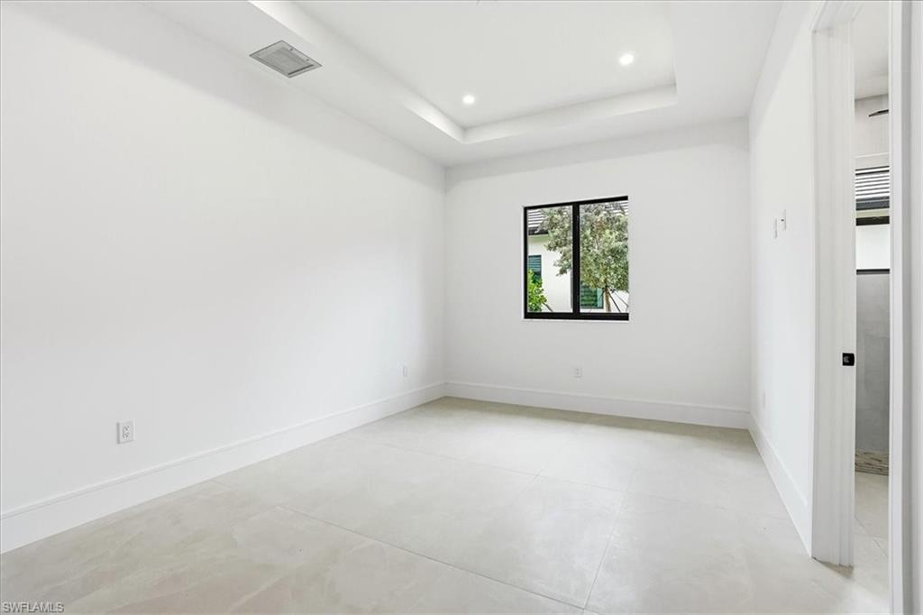 14318 Charthouse CIR