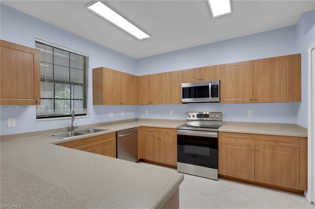 15454 Summit Place CIR 125