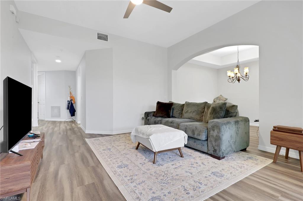 1335 Mariposa CIR 4103