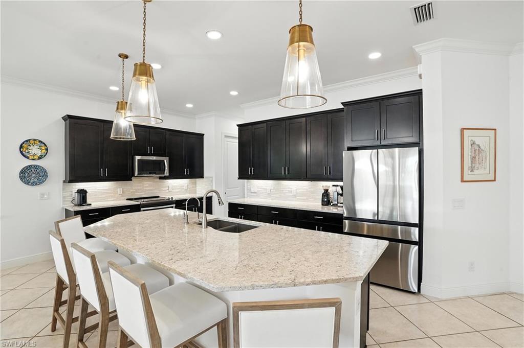 4649 Abaca CIR