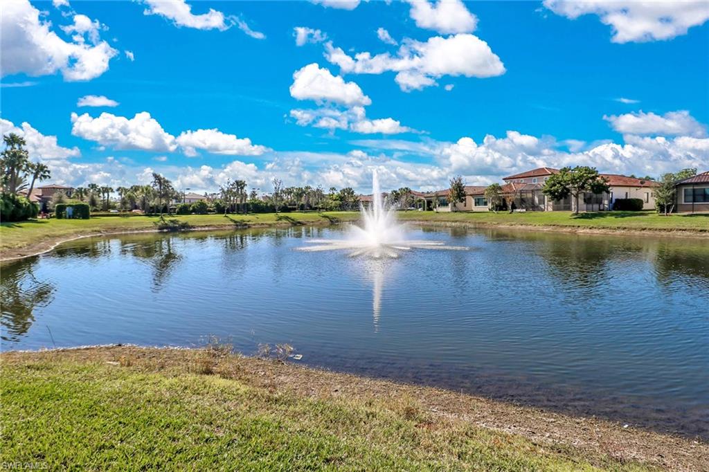 9469 Foxglove LN