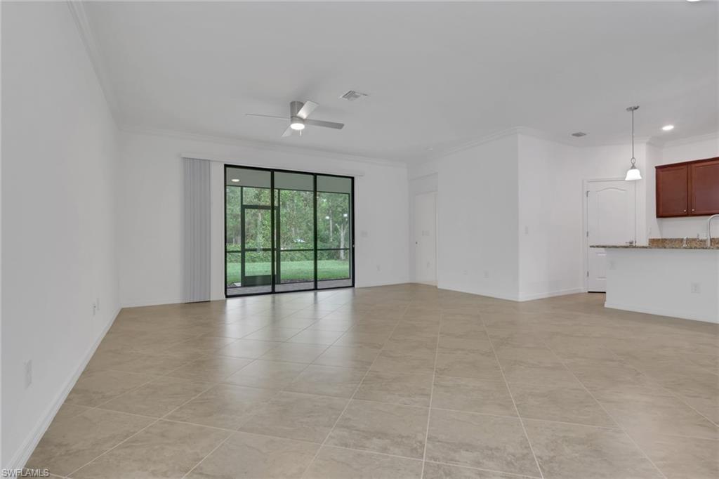 9469 Foxglove LN