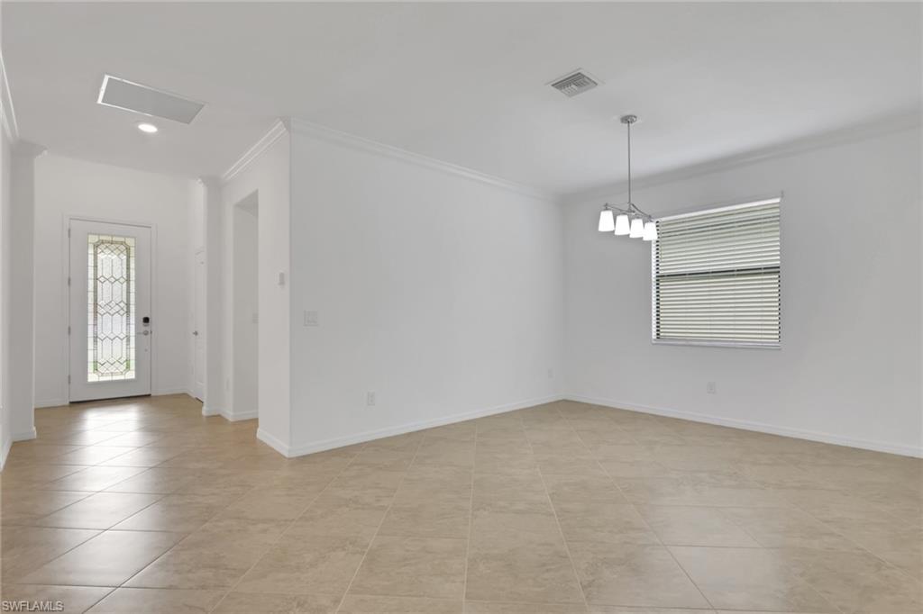 9469 Foxglove LN