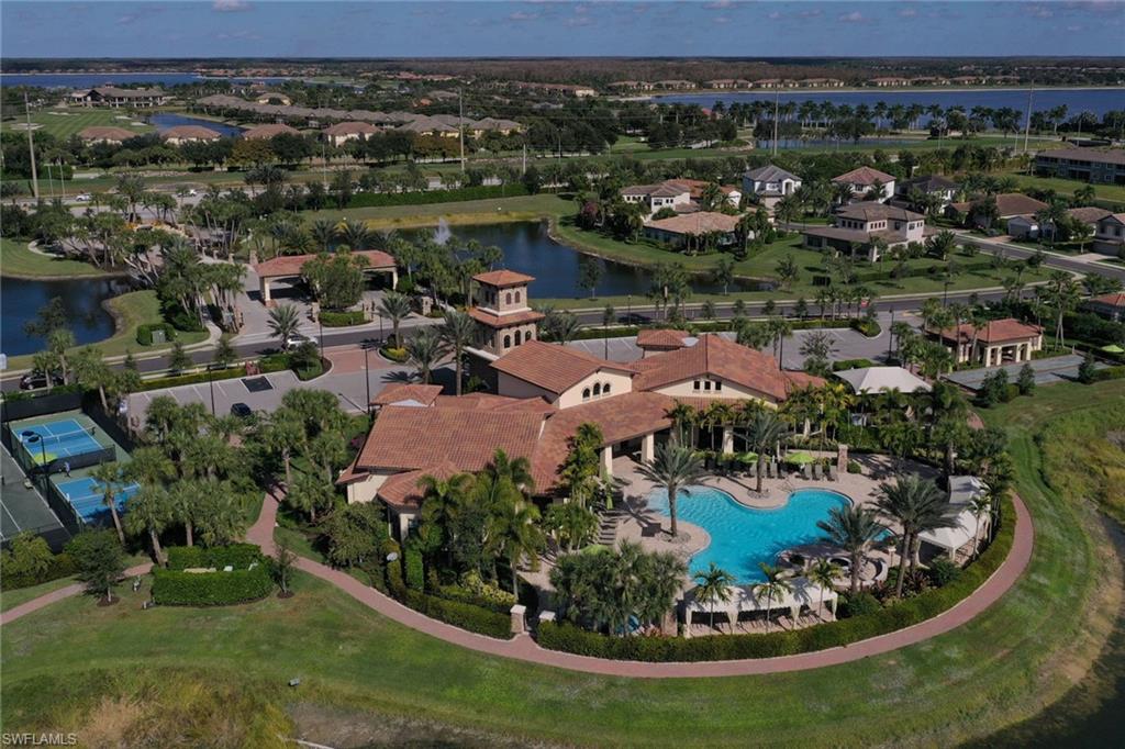 9469 Foxglove LN