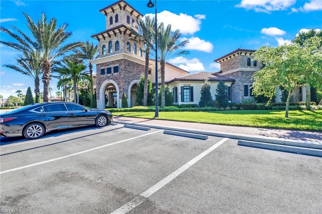 9469 Foxglove LN