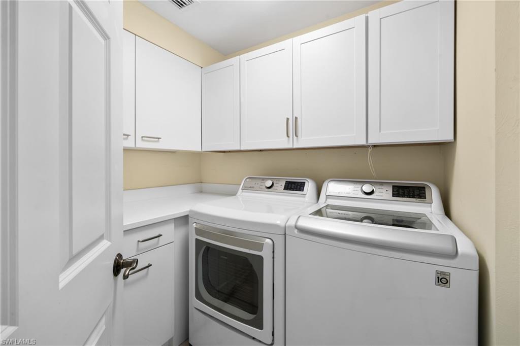 420 Cove Tower DR 804