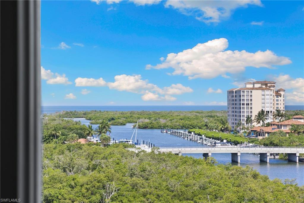 420 Cove Tower DR 804