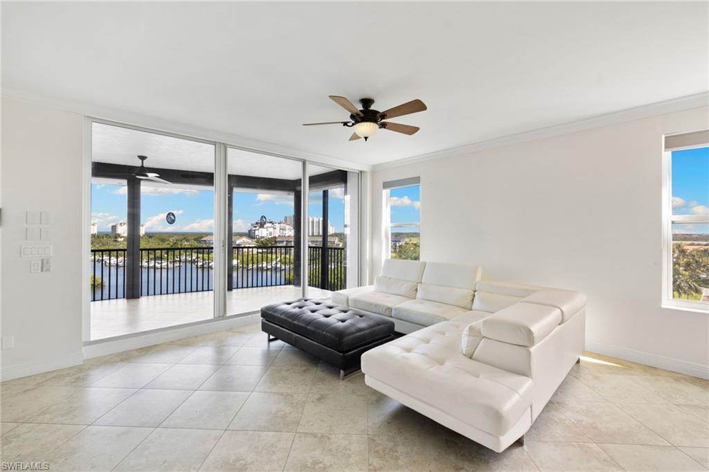 420 Cove Tower DR 804