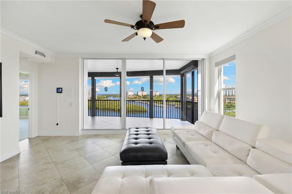 420 Cove Tower DR 804