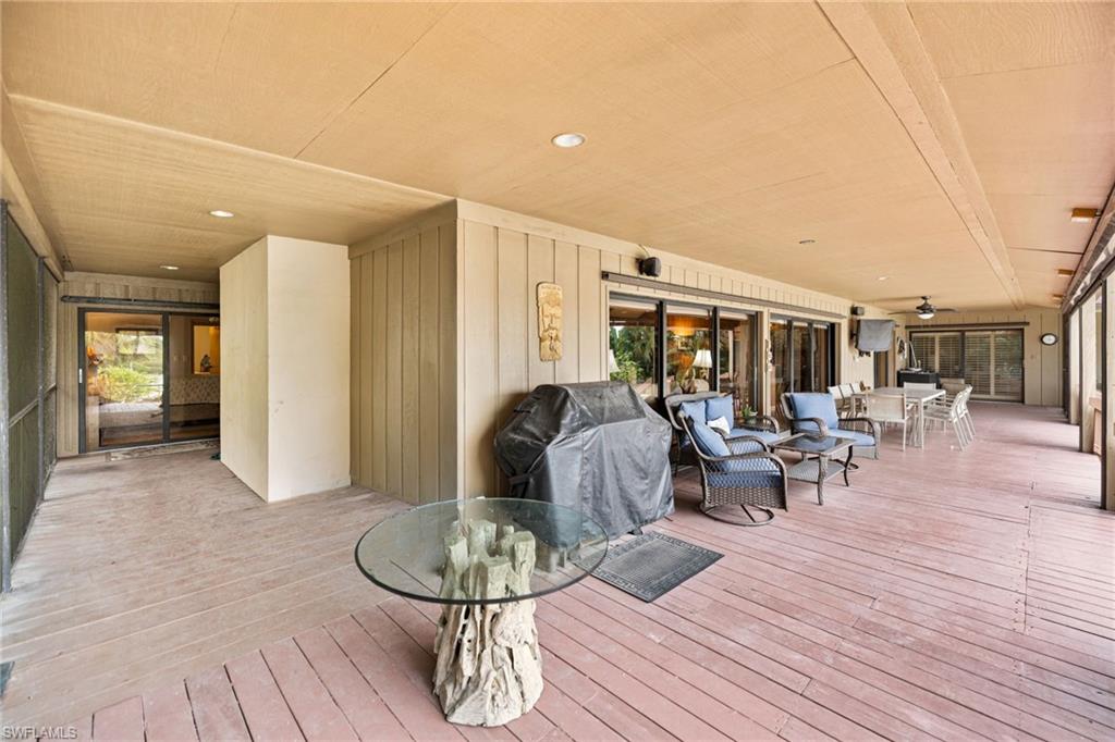 3695 Gordon DR