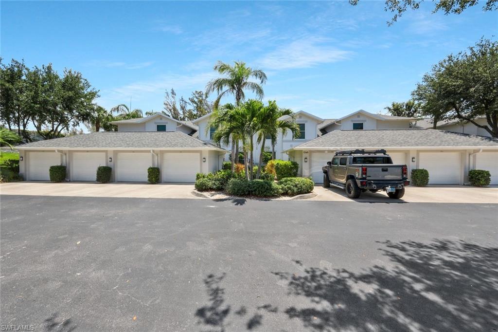 1340 Charleston Square DR 101