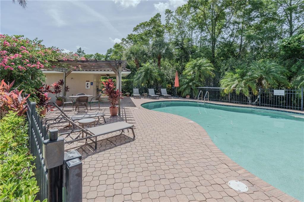 3510 AVION WOODS CT 104