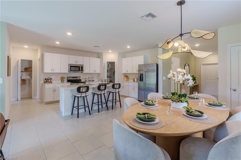 12431 Amber Waves RD