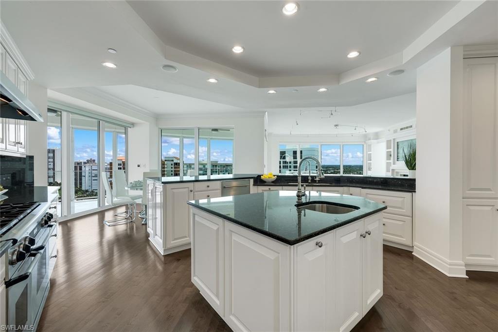 4101 Gulf Shore BLVD N 17N