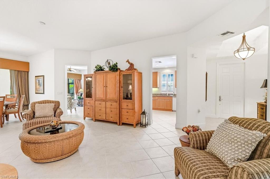 3730 Montreux LN 104