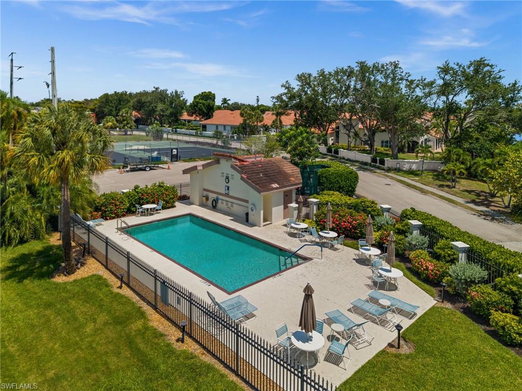 15121 Laguna DR 102