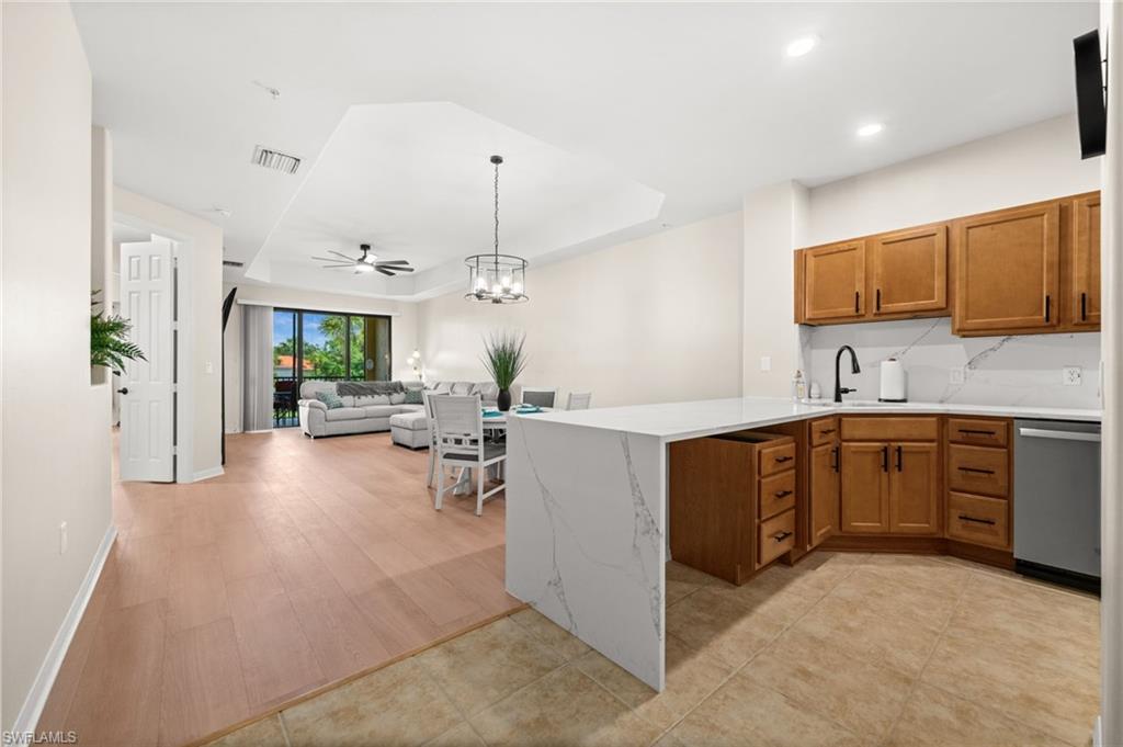 15121 Laguna DR 102