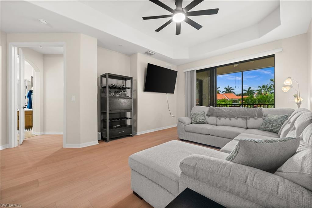 15121 Laguna DR 102