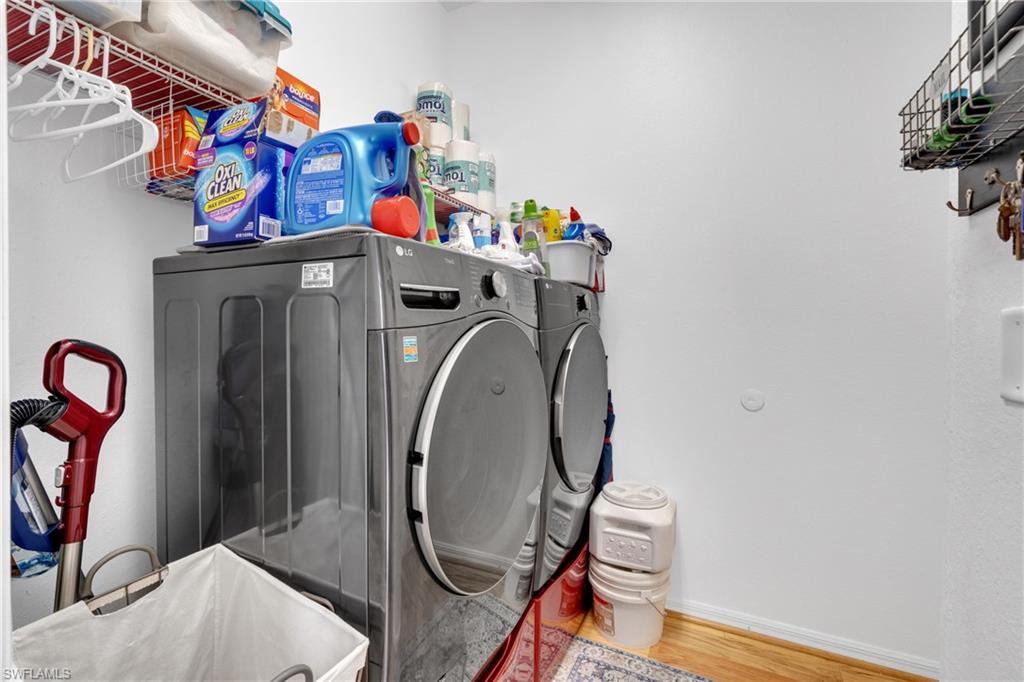 9044 Springview LOOP