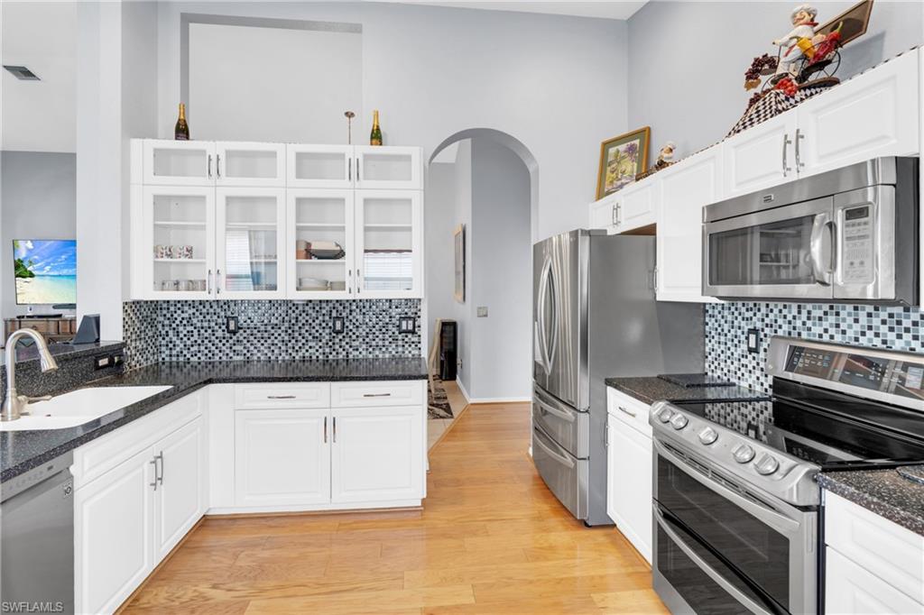 9044 Springview LOOP