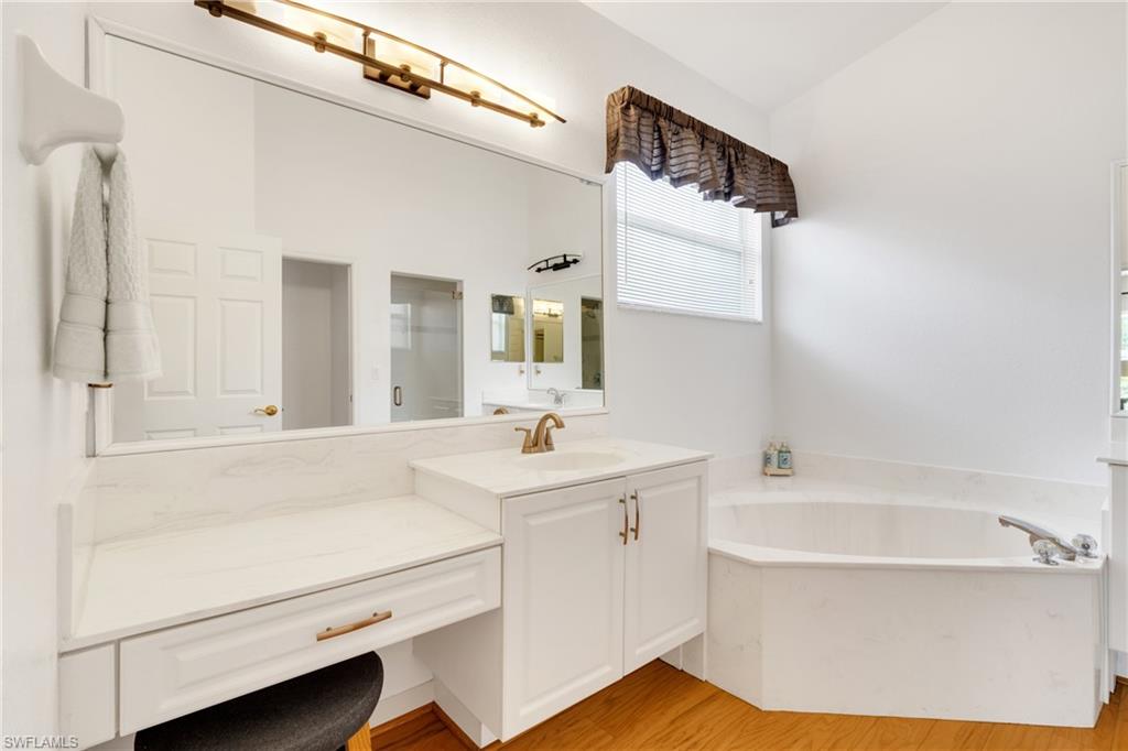 9044 Springview LOOP