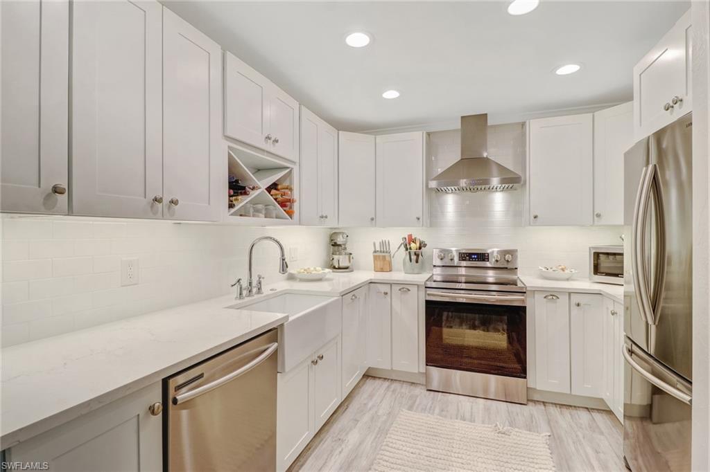 3180 Seasons WAY 909