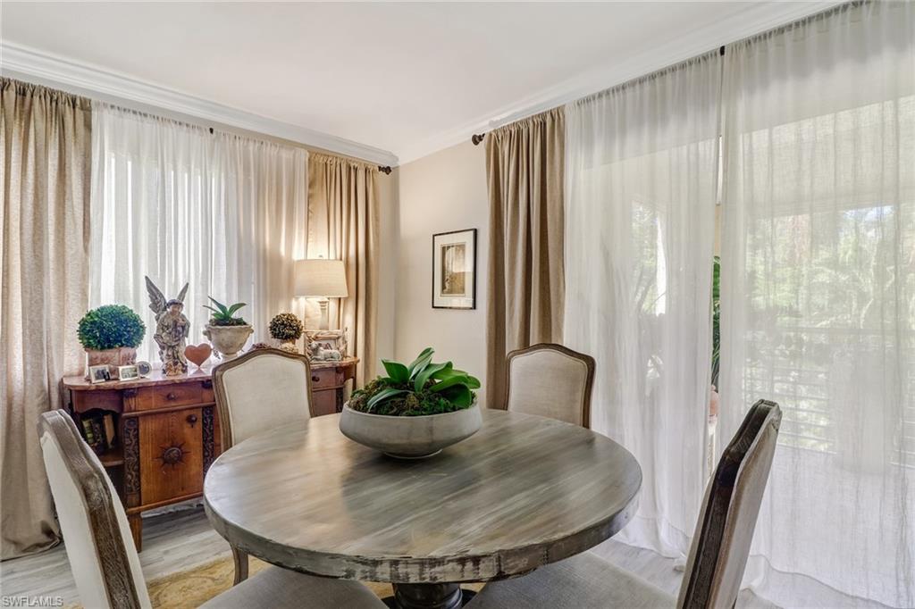 3180 Seasons WAY 909
