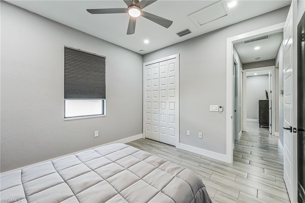 4618 Catalina LN