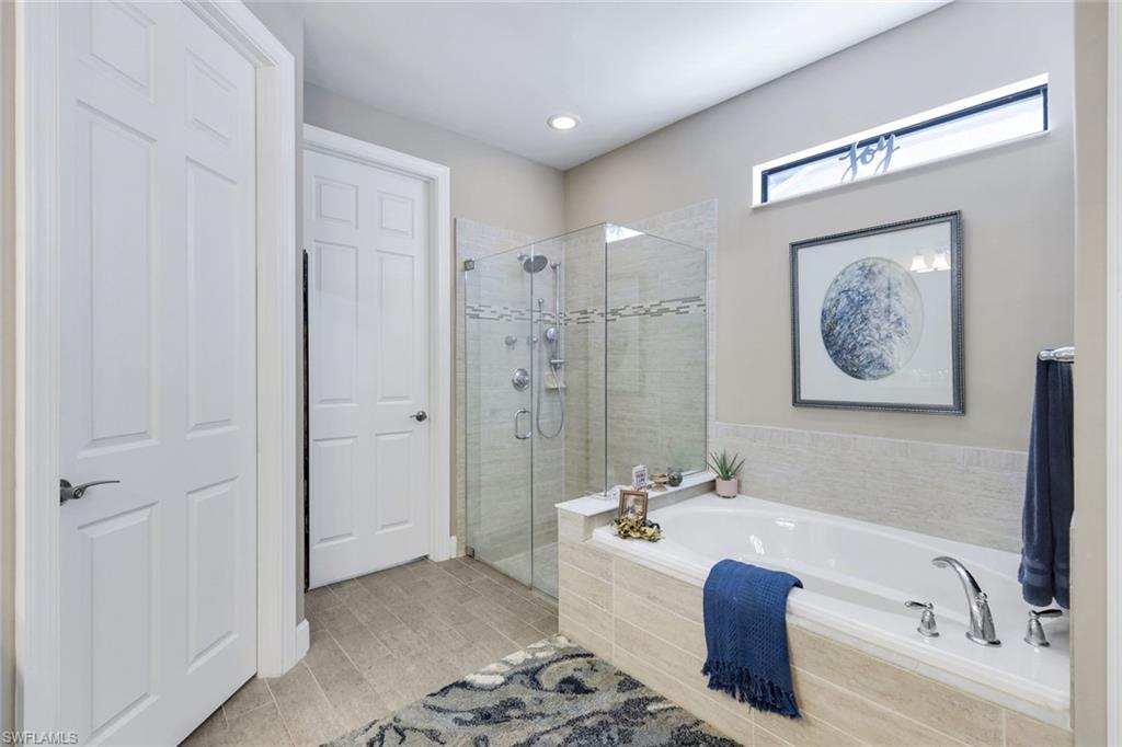 16345 Camden Lakes CIR