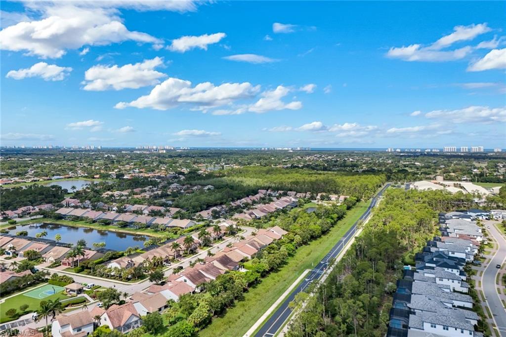 16345 Camden Lakes CIR