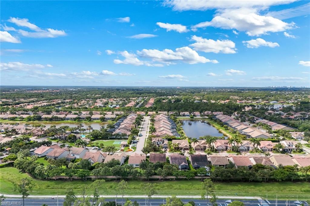 16345 Camden Lakes CIR