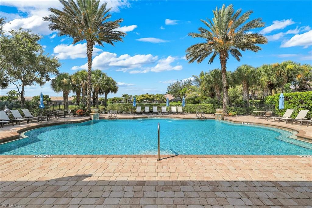 16345 Camden Lakes CIR