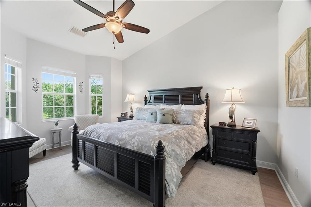 7842 Hawthorne DR 1703