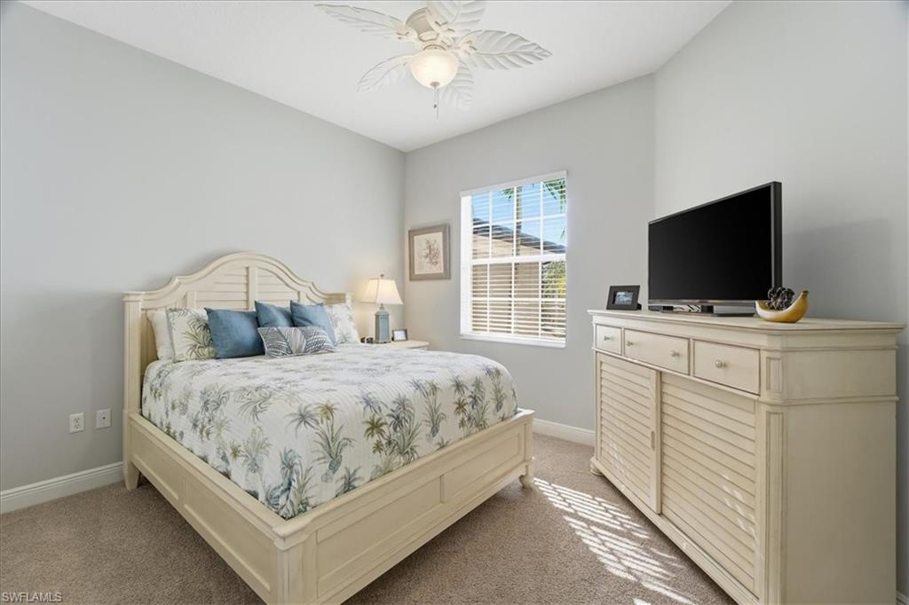 7842 Hawthorne DR 1703