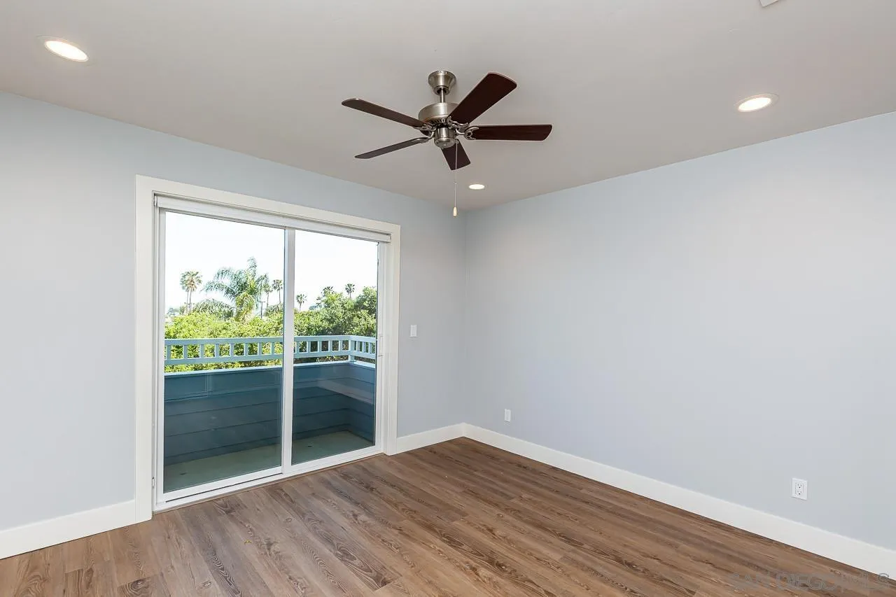 1438 Hornblend St.