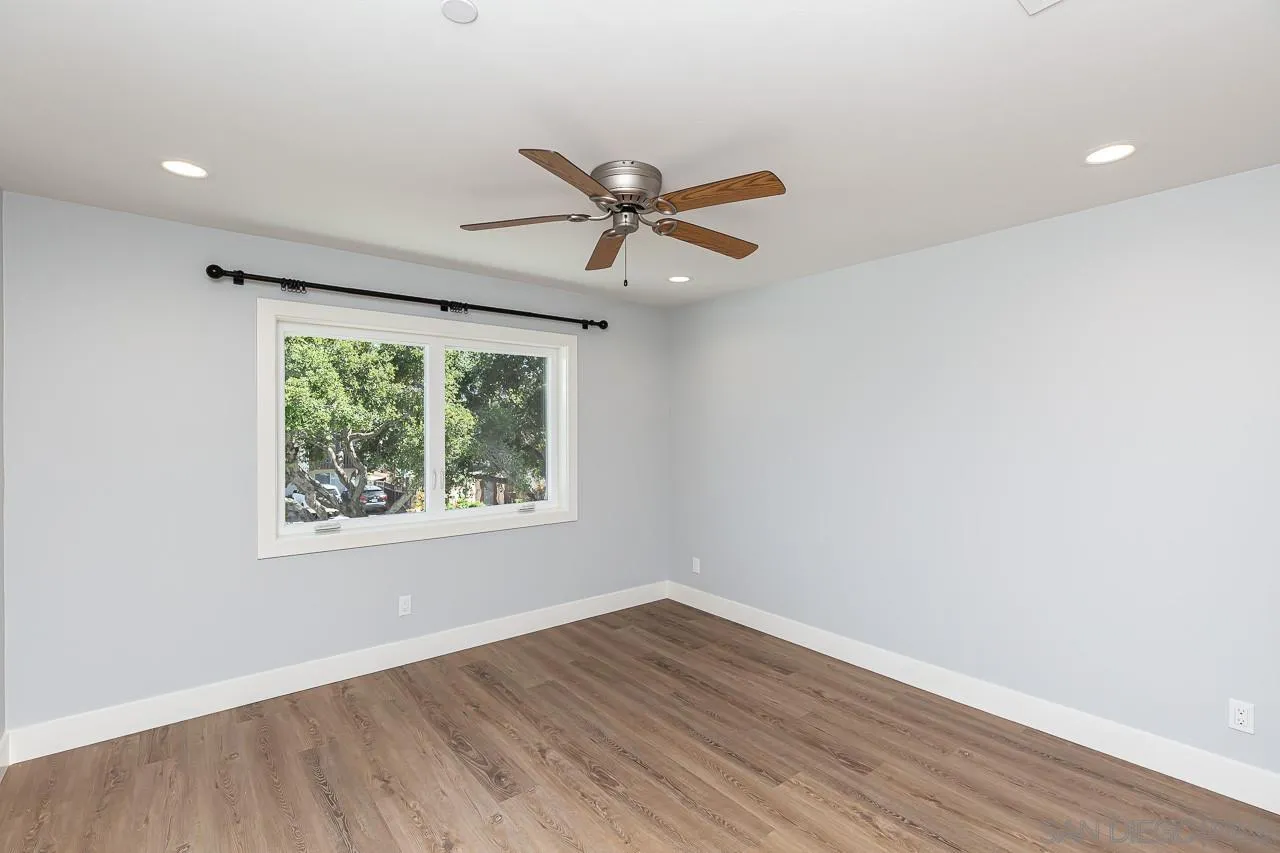 1438 Hornblend St.