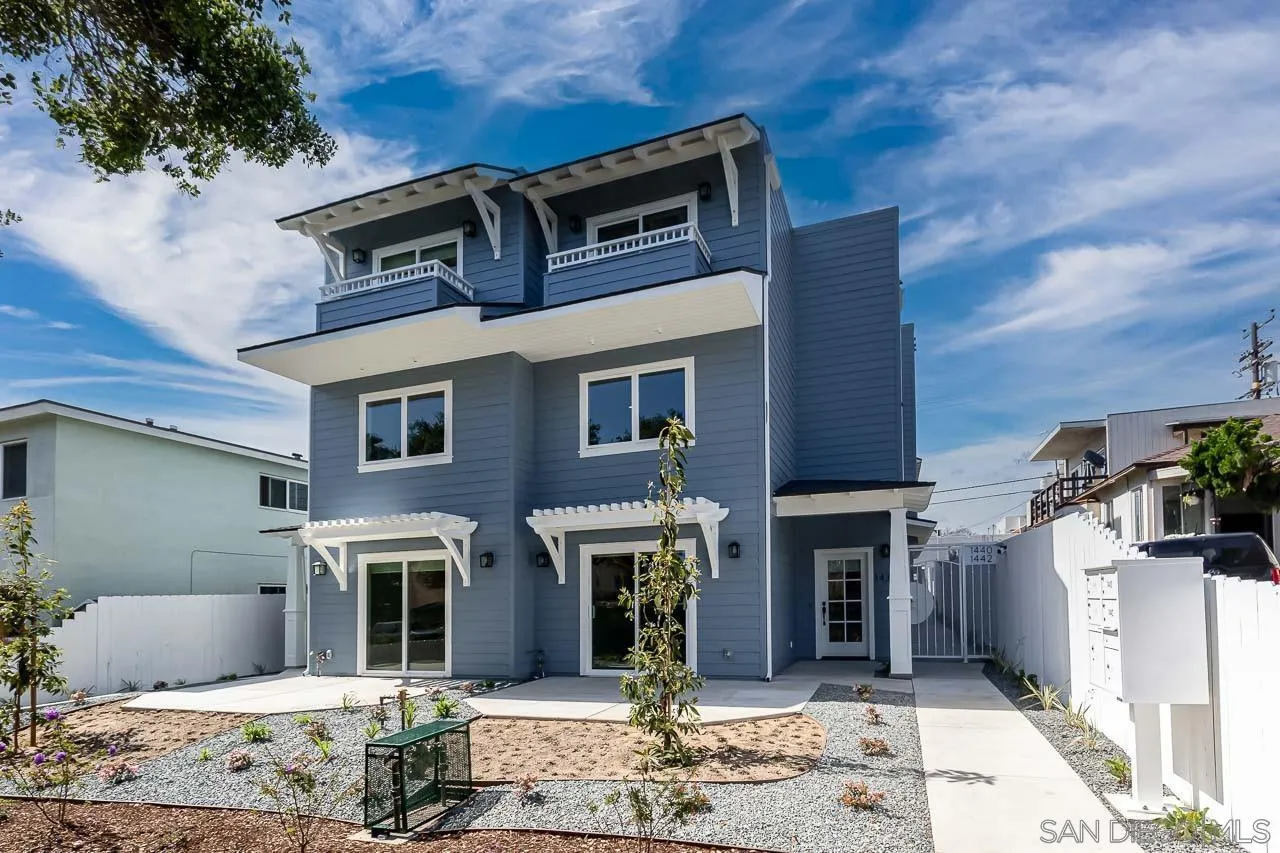 1438 Hornblend St.