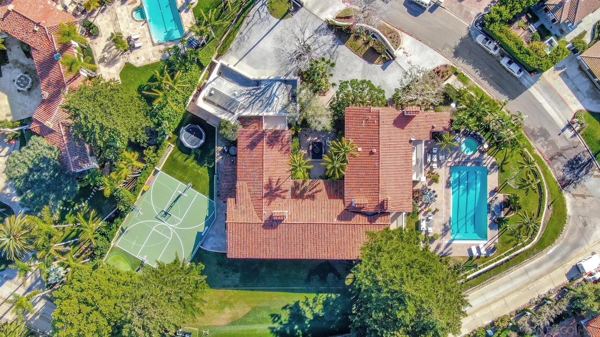 1021 Muirlands Dr