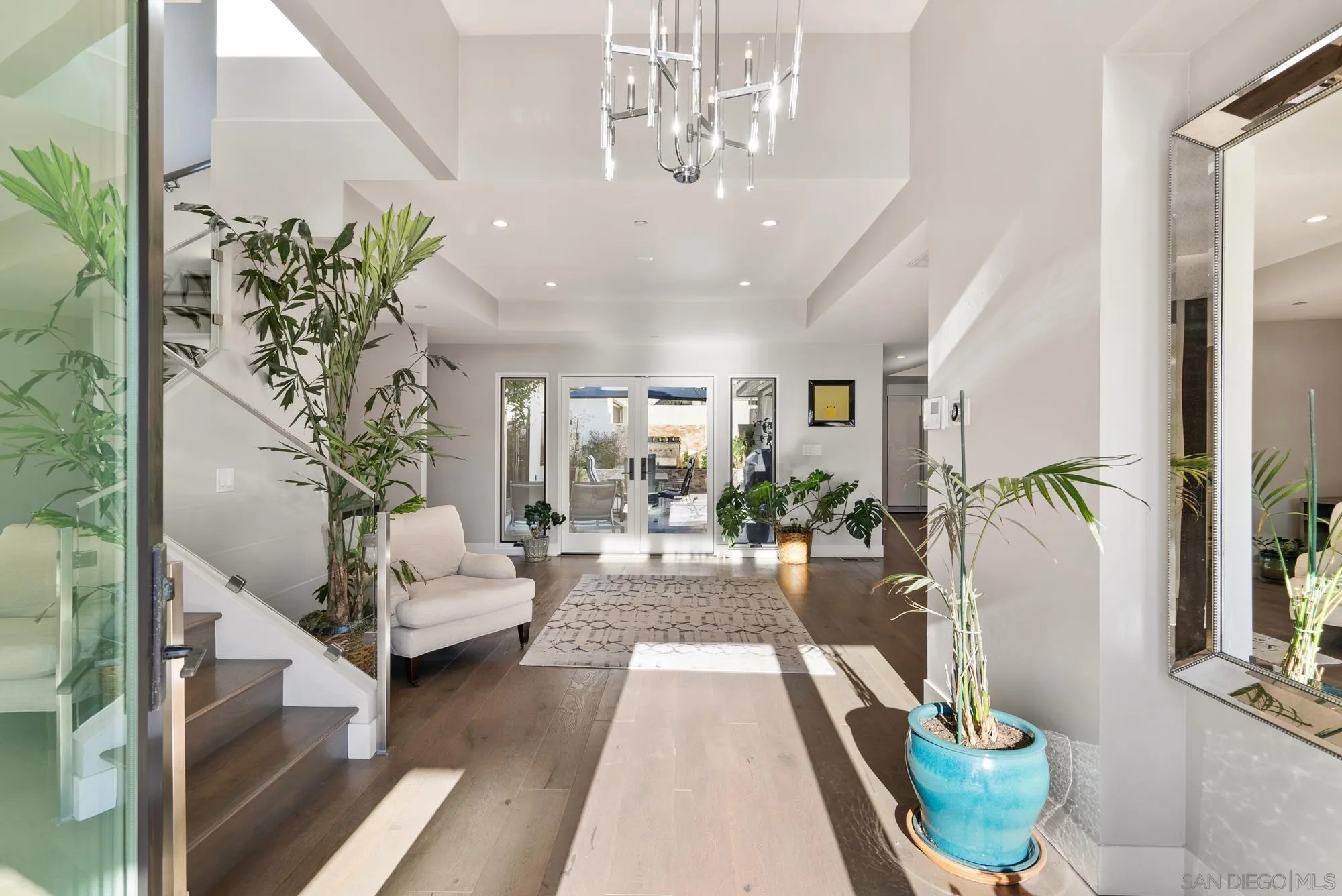 5845 Camino De La Costa