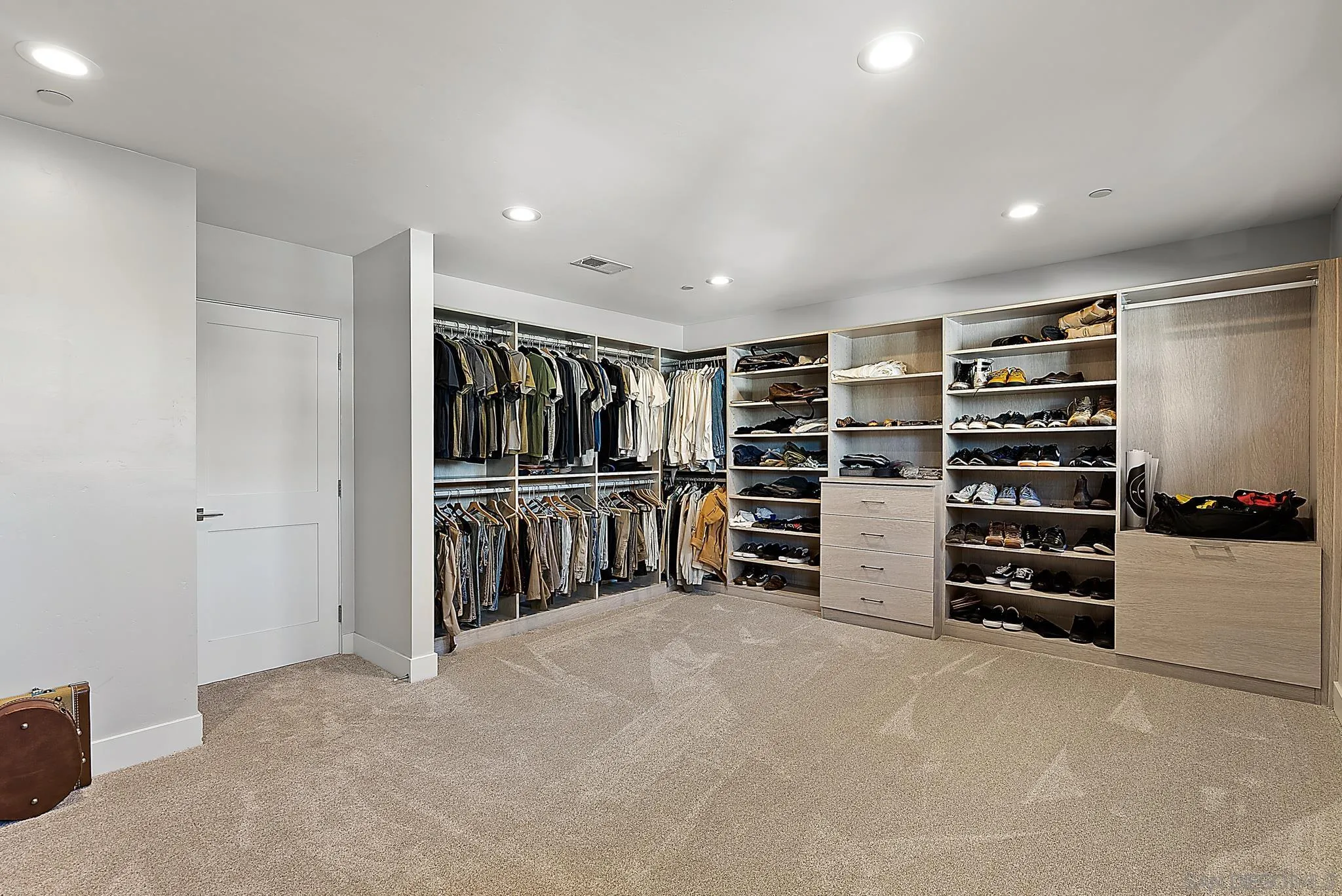 5845 Camino De La Costa