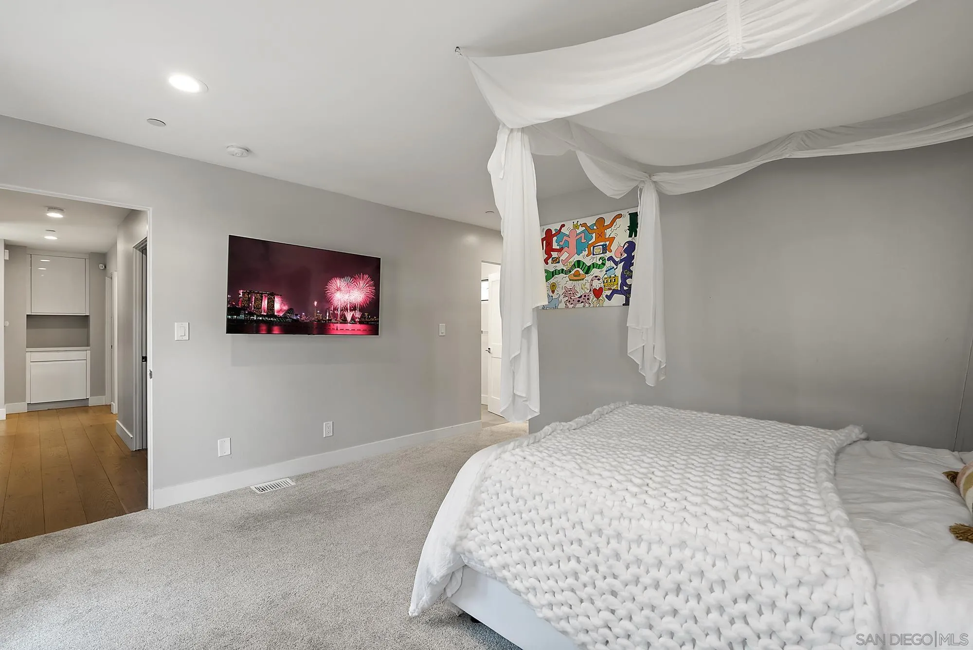 5845 Camino De La Costa